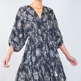 Made in Italy Schwarzes Maxikleid mit Blumendruck und Bindegürtel CIV28L-2